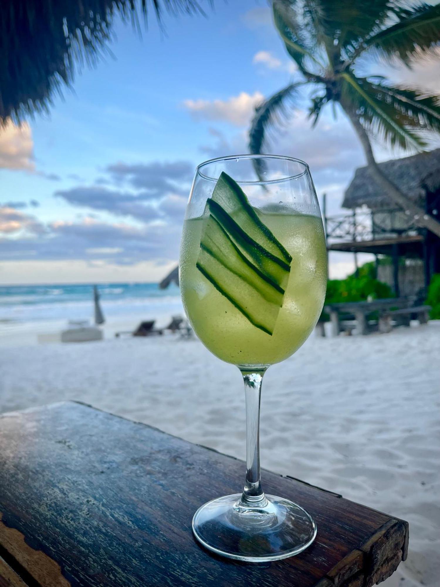 Luv Tulum Hotel Bagian luar foto